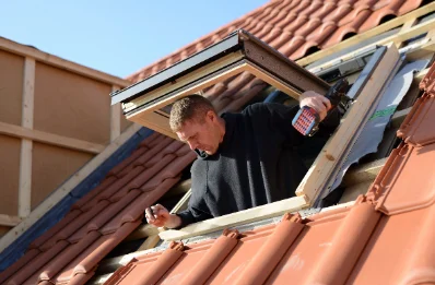 Pose de fenêtres de toit Velux à Piégut